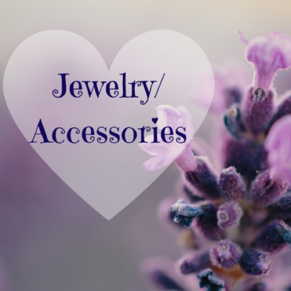 💍🧣 Jewelry and accessories!